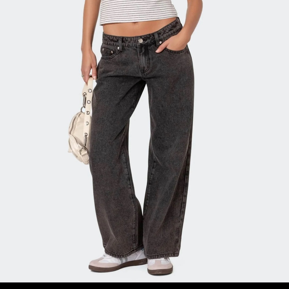 Petite Raelyn Low Rise Jeans